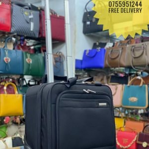 Pilot traveling bags and suitcases - Image 4